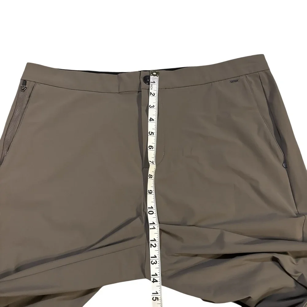 Vuori Fleet Jogger‎ Pants Mens XL Cocoa V444 Lightweight Stretch Athleisure Golf - Picture 9 of 10